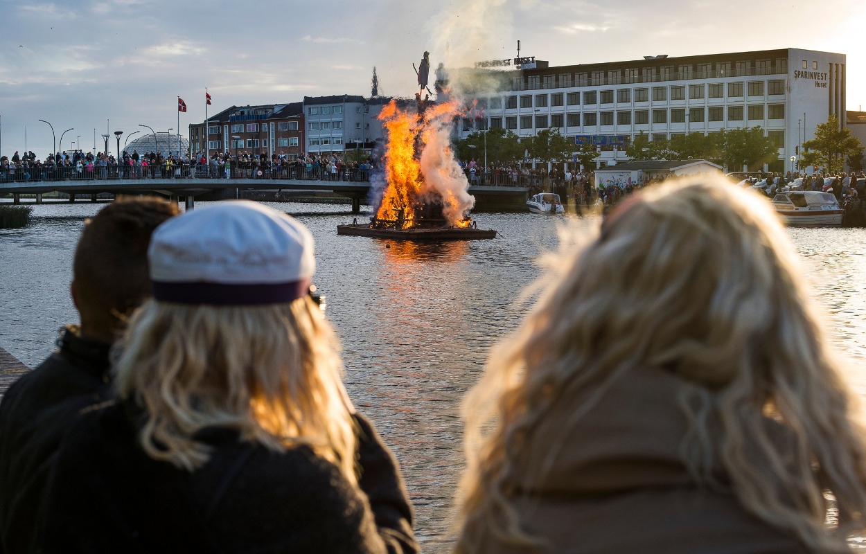 Sankthansfesten i Tronholmparken er tilbage