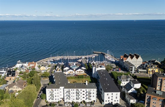 Taarbækdalsvej 1C er til salg for kun 3.995.000 kr.: Se de billigste boliger til salg i Klampenborg her