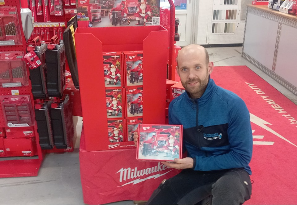Begrænset antal Milwaukee adventskalendere til nedsat pris hos HH Trælast & Byggecenter A/S