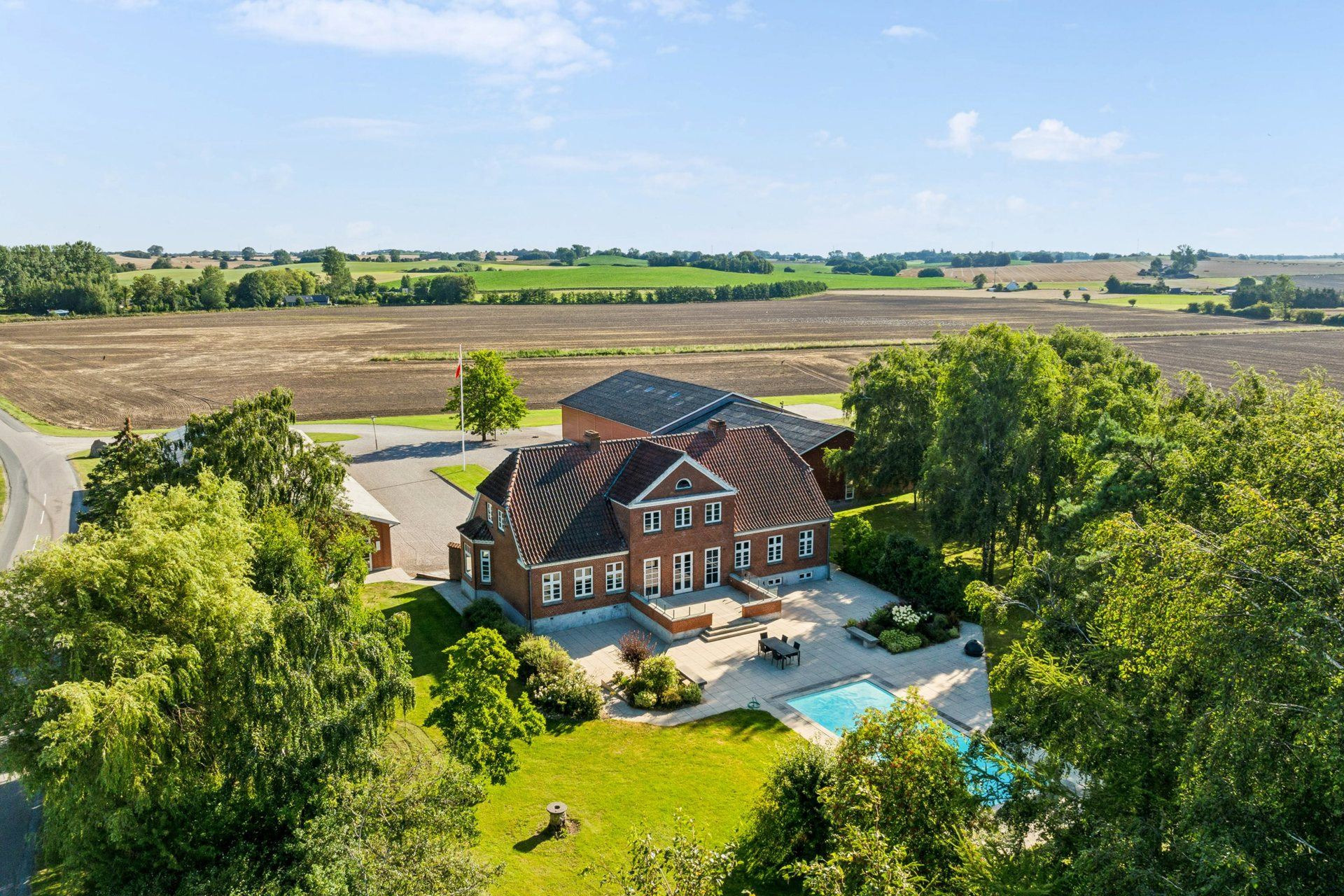 Priser op til 7 mio. kroner: Se de dyreste boliger til salg i Lundby