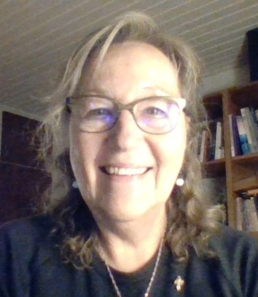 TidselCafè i Nyker: Oplev lydhealing med Dorthe Helbrink