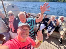 Østjyllands premieretur er i fuld gang: 77 gæster nyder godt vejr og hygge, flere ture i september stadig ledige