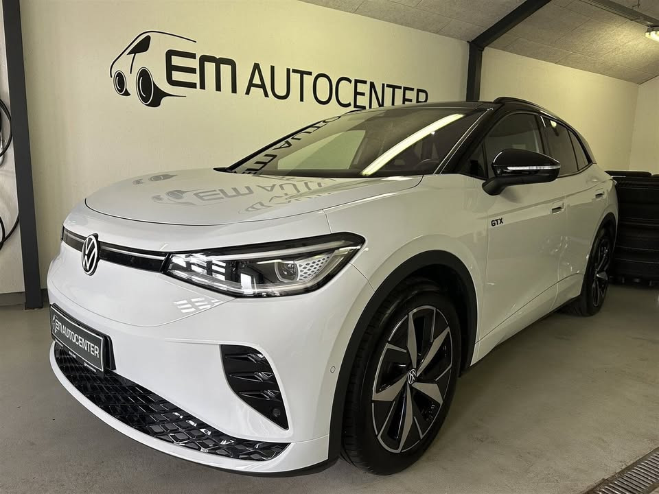 EM AUTOCENTER ApS promoverer VW ID.4 som din næste biloplevelse