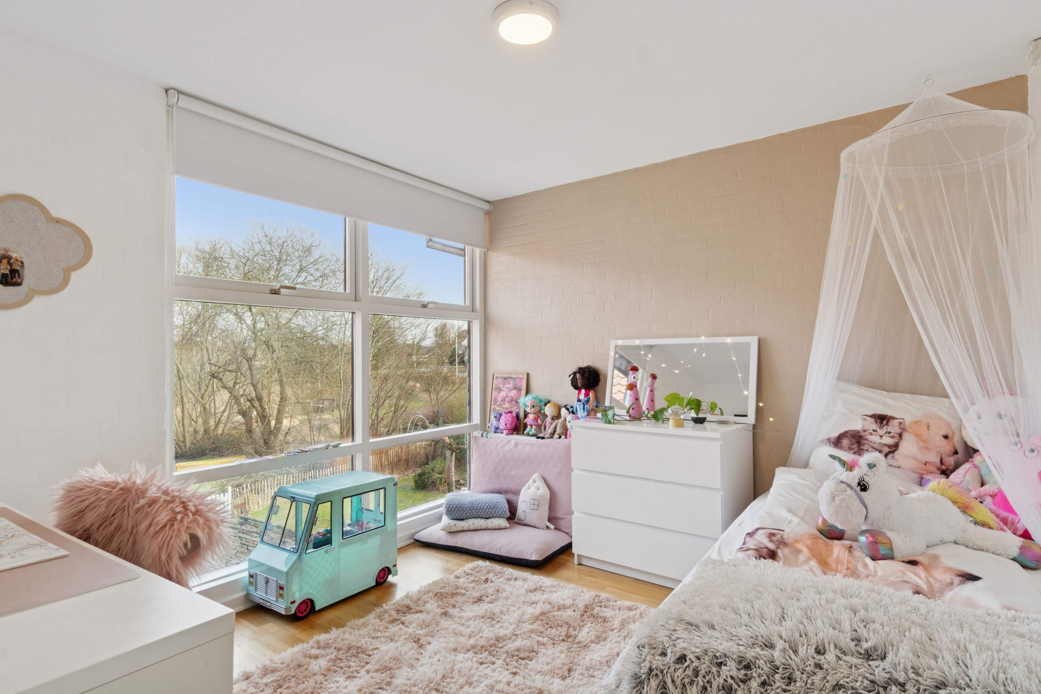 Til salg hos Lokalbolig Silkeborg - Mathias Bach & Co: Liebhavervilla direkte til Lyså