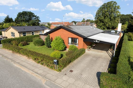 Kirsebærvej 5 er til salg for kun 275.000 kr.: Se de billigste boliger til salg i Sæby her