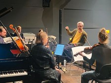 Ensemble MidtVest inviterer til unik koncert med Teitur i Holstebro