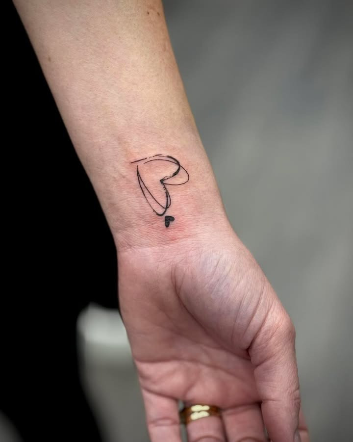 Mr. & Mrs. Tattoo opfordrer til små tatoveringer med stor betydning