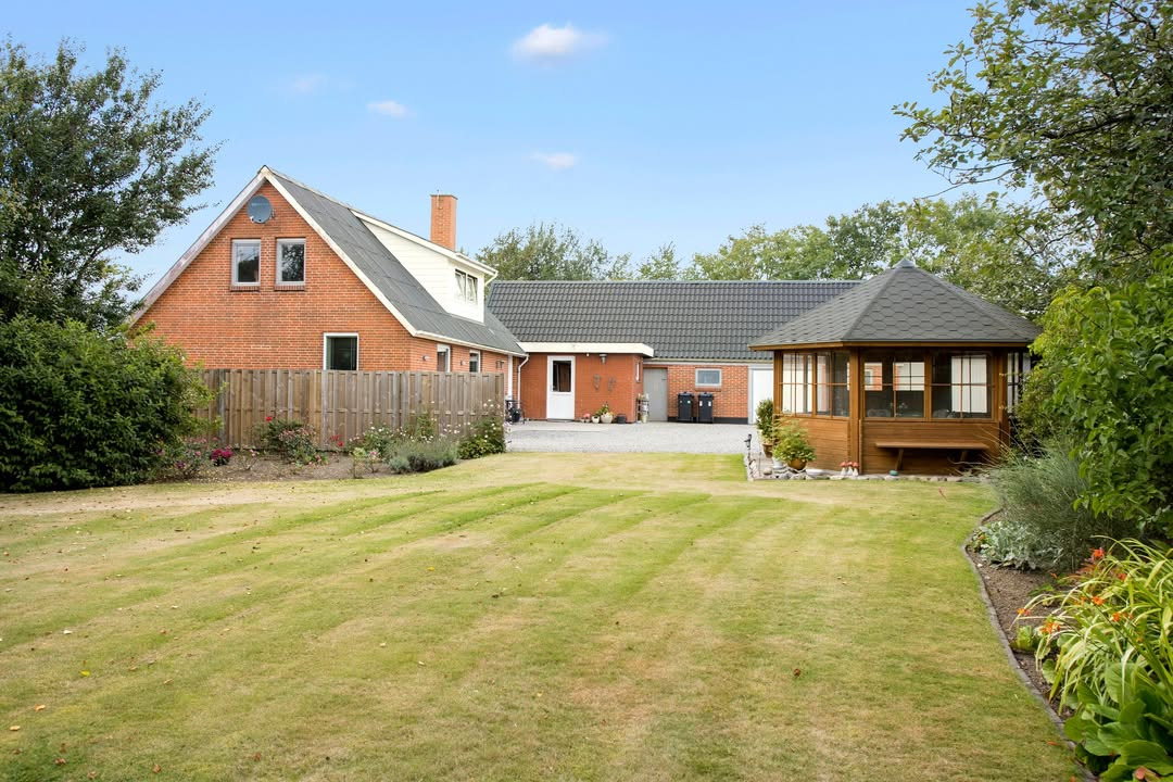 Velholdt ejendom til salg i kanten af Hurup hos EDC Hurup Thy