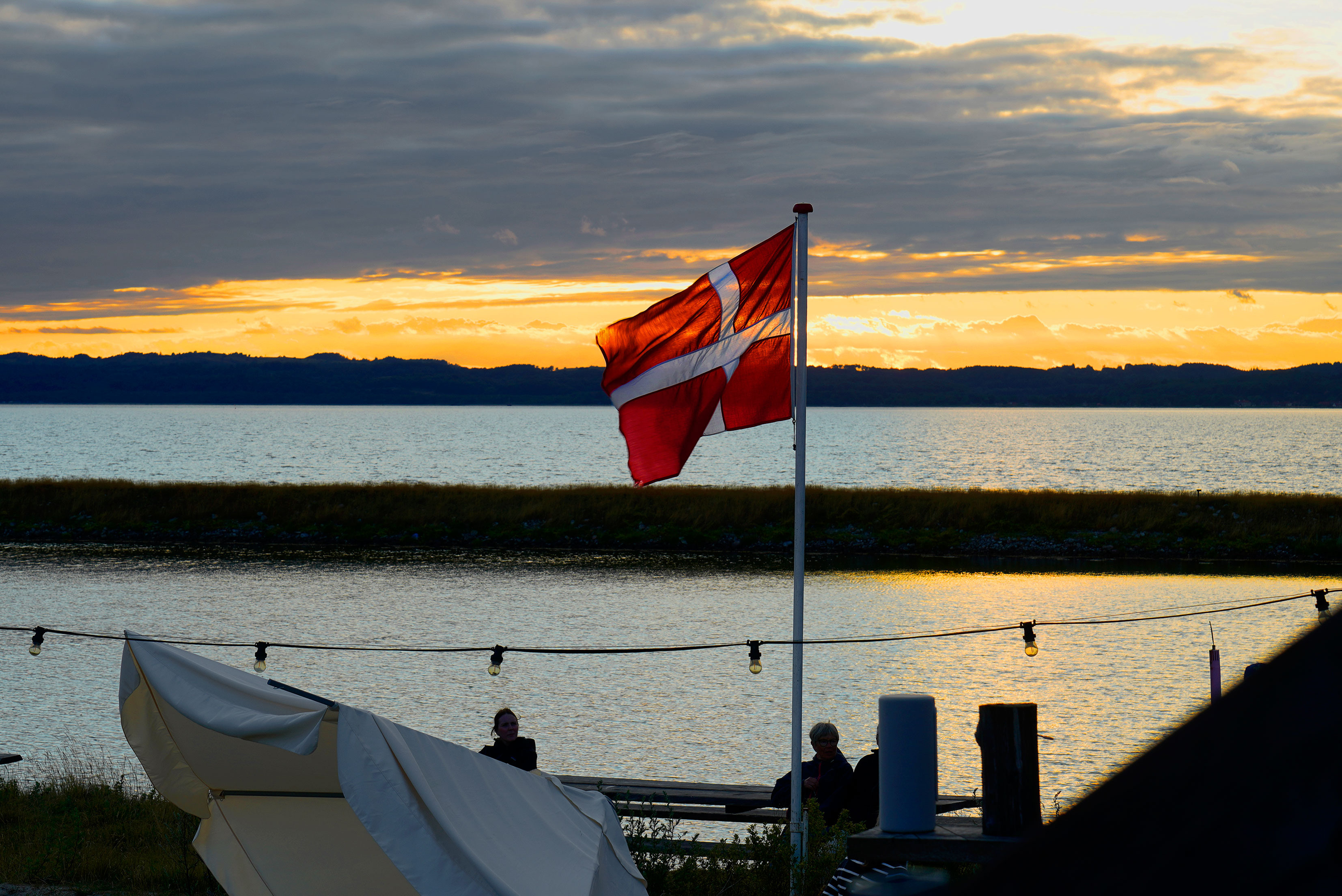 Syng solen ned i Ebeltoft hver tirsdag i juli