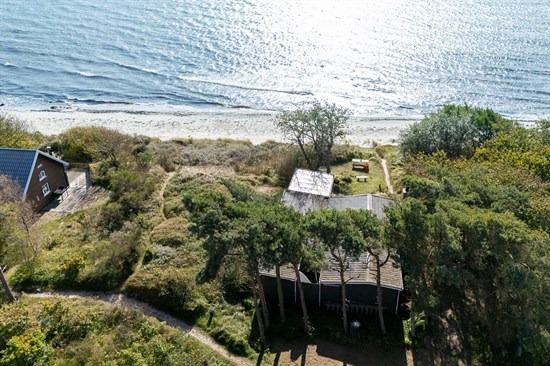 Top 6 over dyreste boliger til salg i Aakirkeby. Priser op til 6.950.000 kr