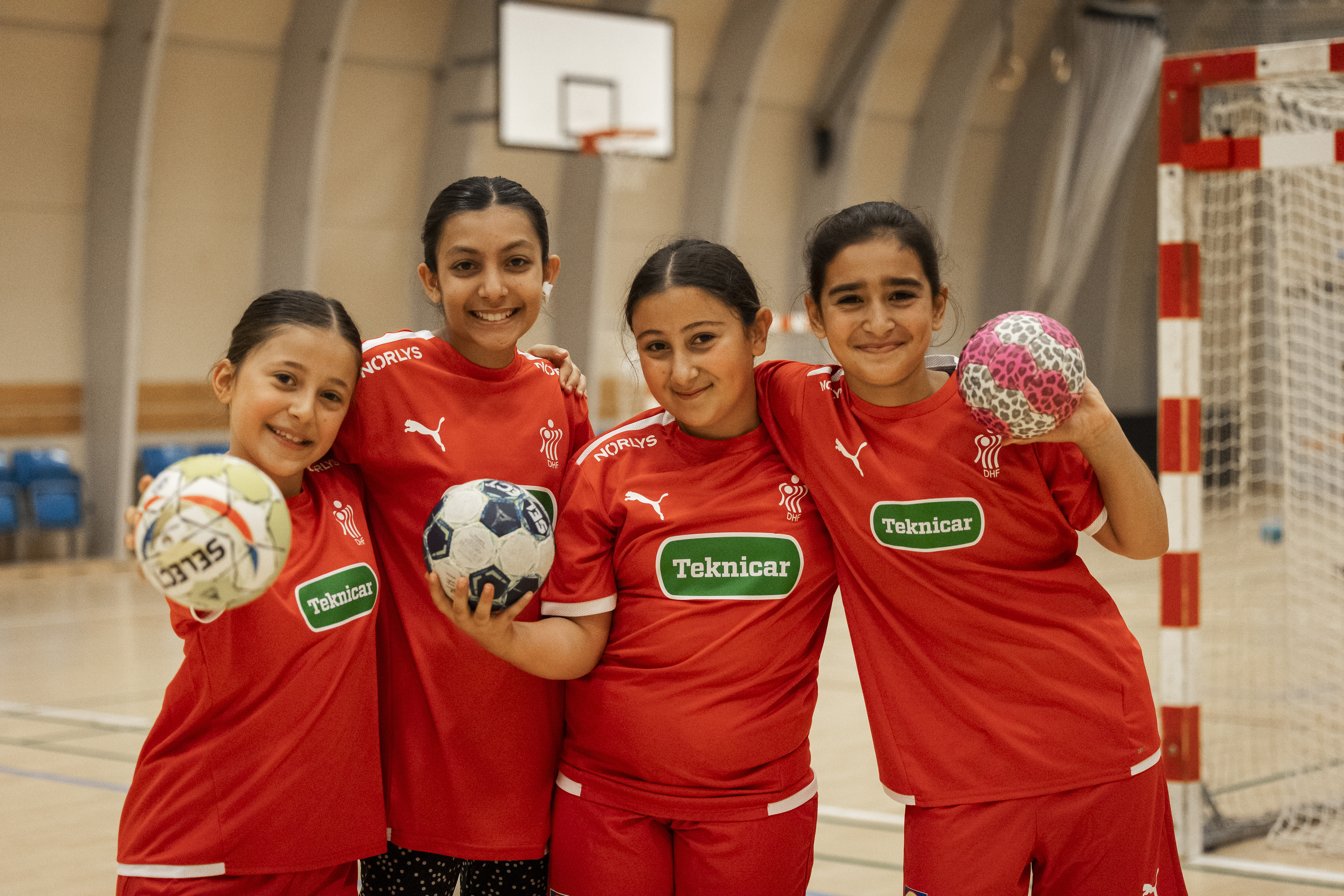 Borgmesteren i Ishøj besøger Get2sport håndboldskole