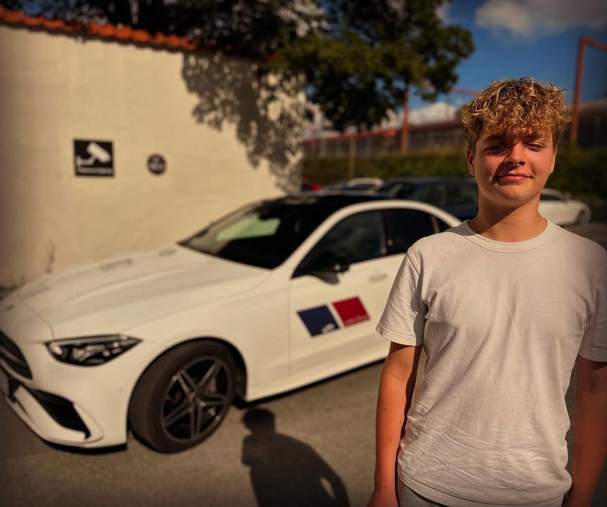 Lets Drive ønsker Christian tillykke med både fødselsdag og kørekort