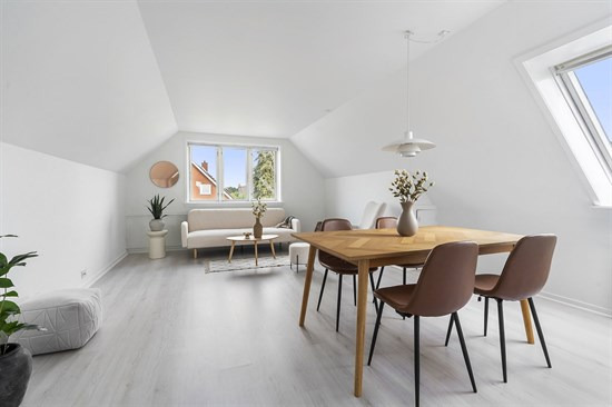 Skovmosen 12C er til salg for kun 1.995.000 kr.: Se de billigste boliger til salg i Farum her