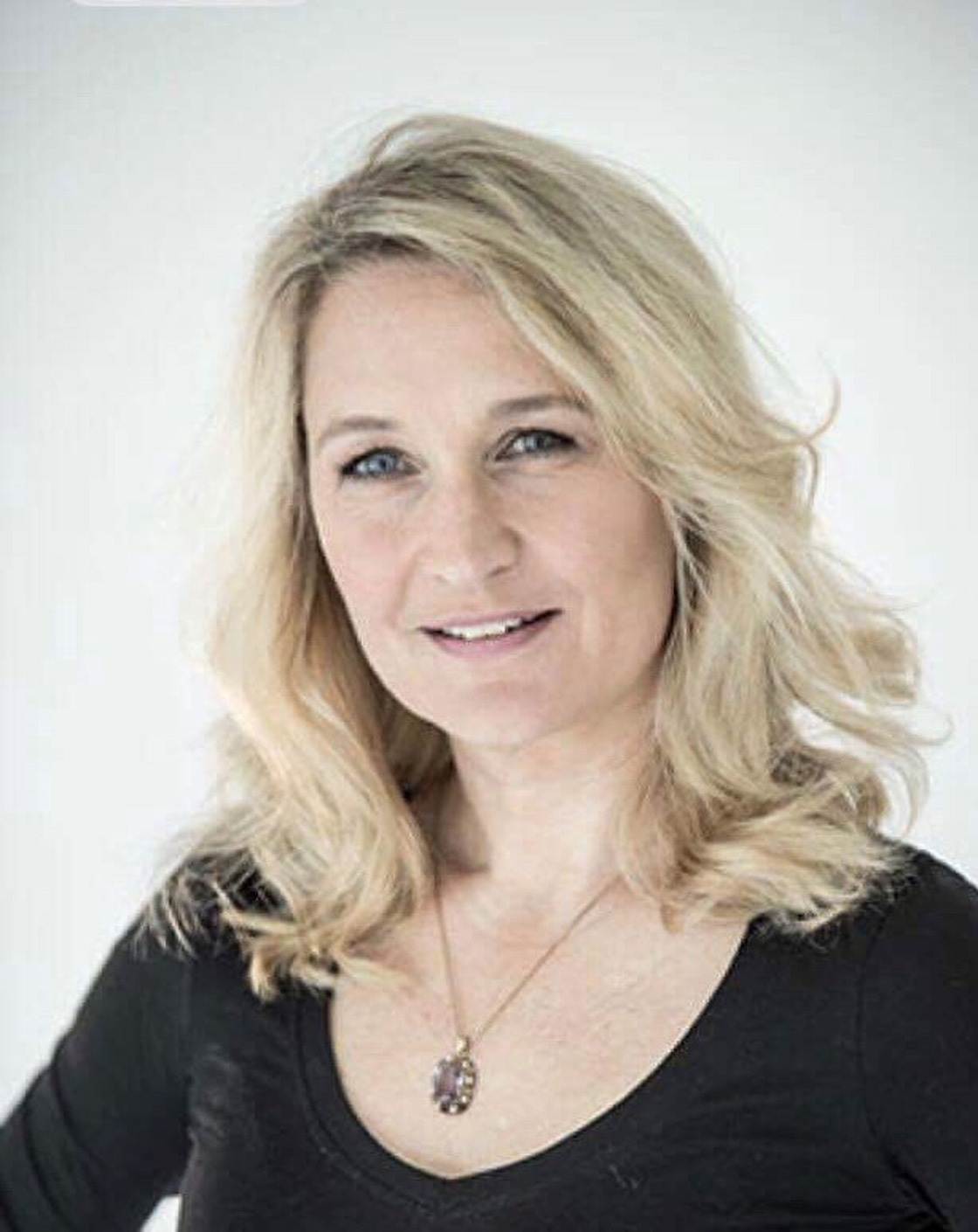 Pinsegudstjeneste i Skovvejskirken med solofløjtenist Ulla Miilman, søndag 28/5 kl. 10