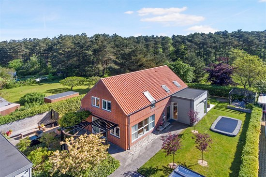 Sommerlyst 8B og 1 anden boliger er kommet til salg denne uge i Grenaa - se boligerne her.