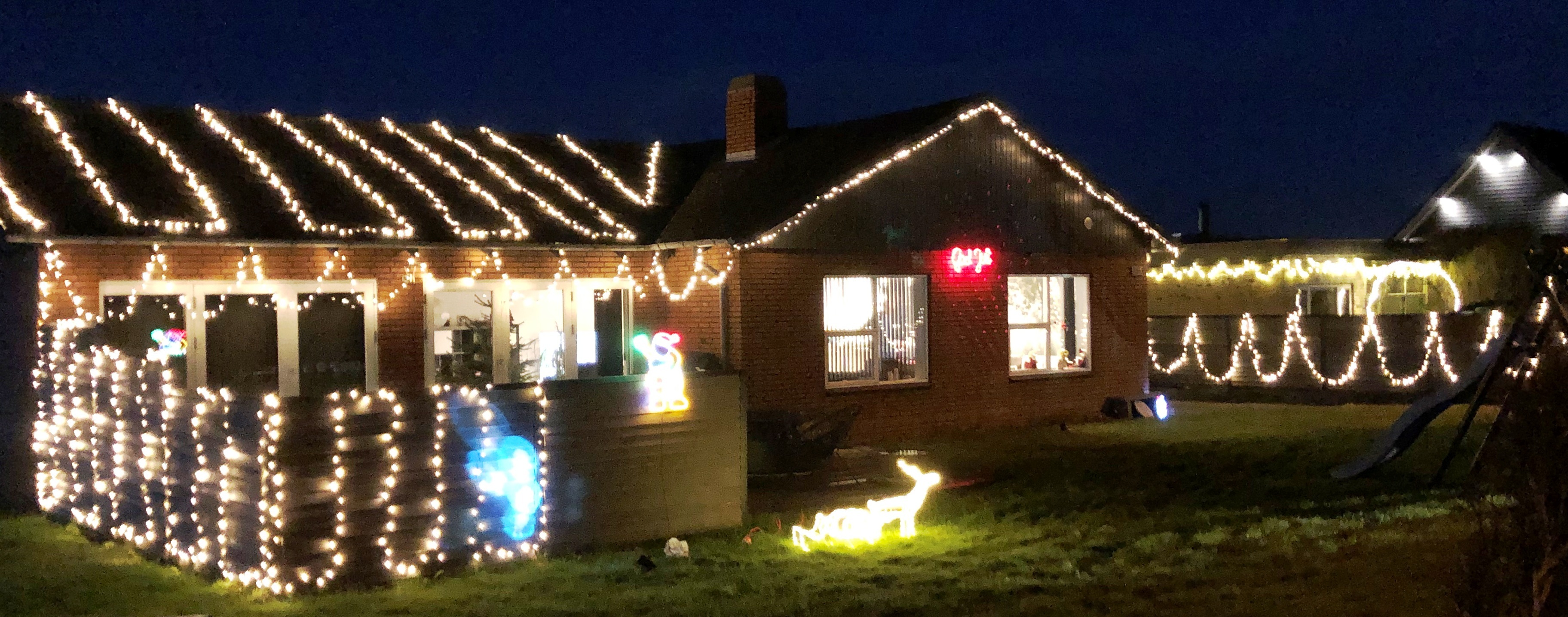 Julelys i små og store øjne i Sabro