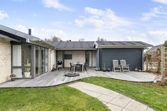 Bundgarnsvej 17 og 1 anden boliger er kommet til salg denne uge i Ålbæk - se boligerne her.