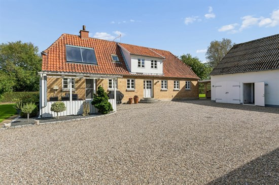 Odensevej 24 og 1 anden boliger er kommet til salg denne uge i Haarby - se boligerne her.