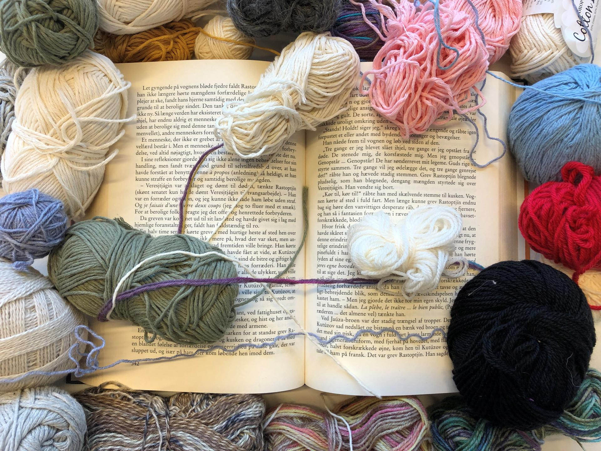 Kreativt værksted: Skab unikke bogmærker på Haarby Bibliotek