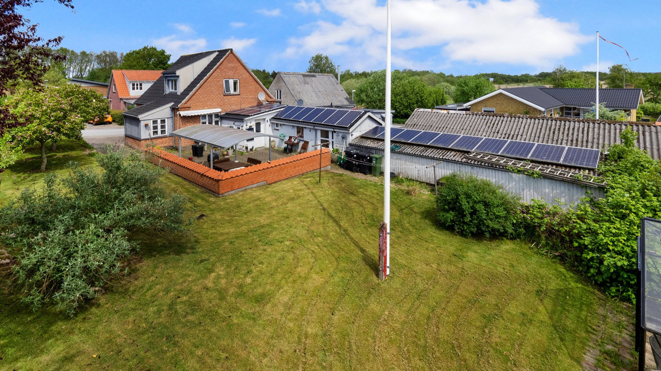 Ny pris på Mølletoften 58 i Skive: Charmerende villa med solceller og skønt terrasseliv