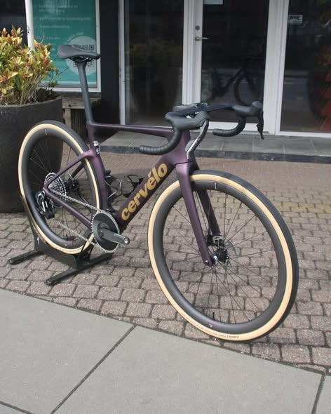 Bike-pit præsenterer Cervélo Aspero-5 LTD rammekit i Jylland