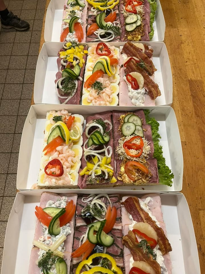 Aaby-bageren tilbyder lækker let-aftensmad: begrænset antal pålægsmanden-æsker