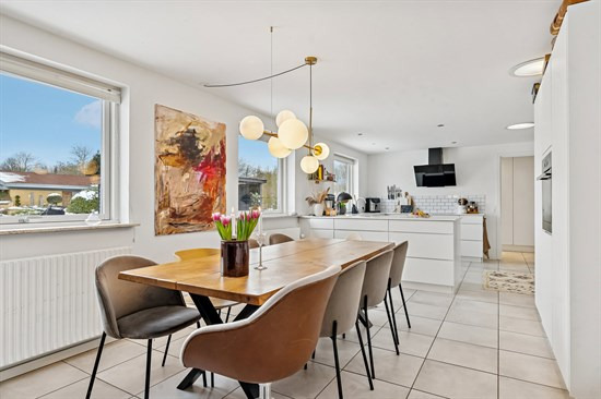 Top 6 over dyreste boliger til salg i Løsning. Priser op til 7.195.000 kr