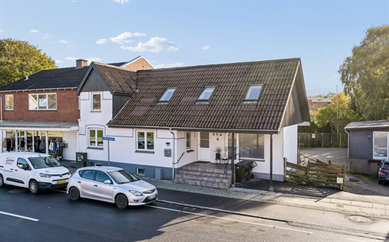 Stationsvej 18 er til salg for kun 985.000 kr.: Se de billigste boliger til salg i Hedensted her