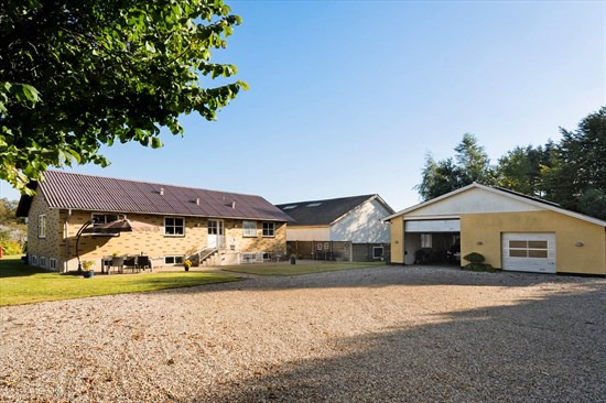 Østre Langgade 19A og 2 andre boliger er kommet til salg denne uge i Ans By - se boligerne her.