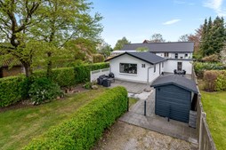 Charmerende villa i Herning - Indflytningsklar med moderne faciliteter