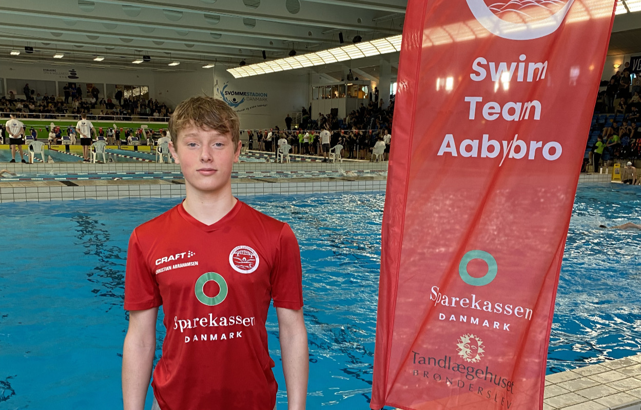 Christian svømmede sig i top 5 i Danmark