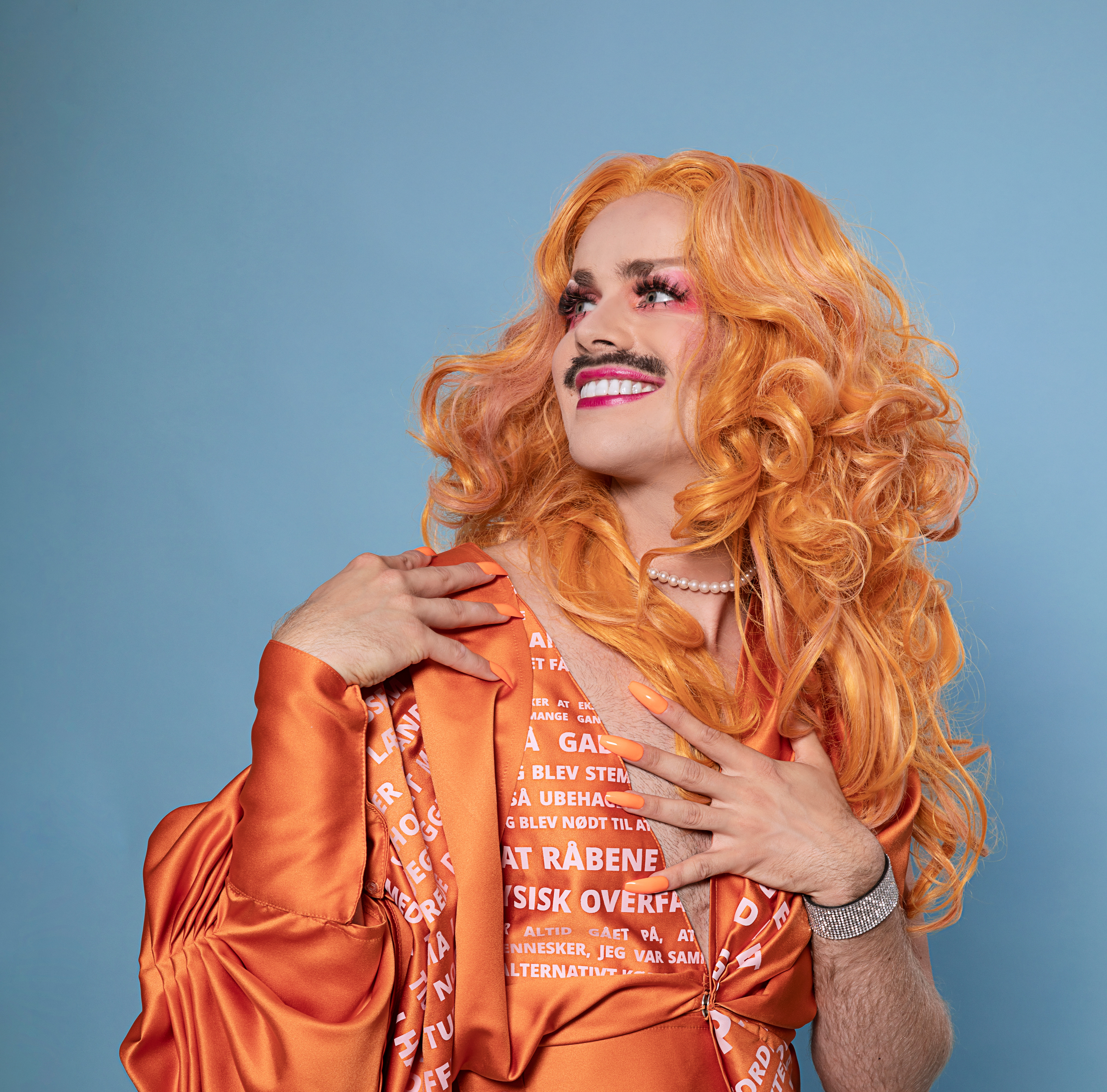 Drag bingo med Mizz Privileze på Hobro Bibliotek