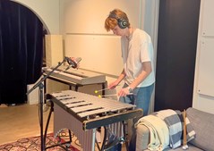 Lokale talenter skaber ventemusik til Billund Kommune