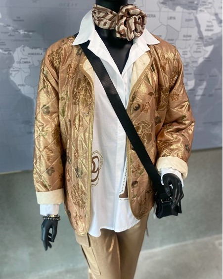 Sidste chance for jule- og nytårstøj hos Klarissa & Nora før ferie