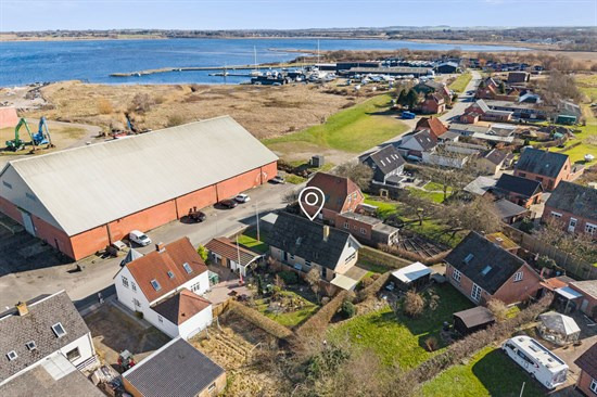 Fjordvej 6 og 1 anden boliger er kommet til salg denne uge i Skive - se boligerne her.