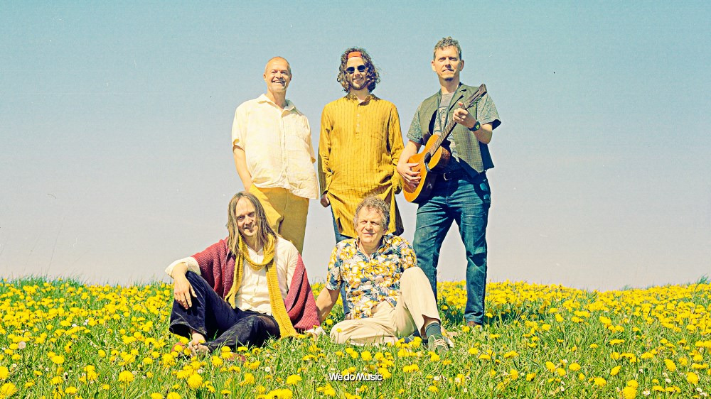 Oplev The Mukherjee Development i Aalborg