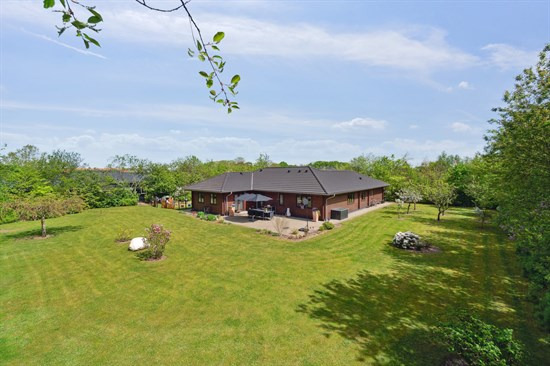 Top 6 over dyreste boliger til salg i Tørring. Priser op til 4.295.000 kr