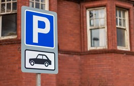Parker gratis i Cronhammar og lad julefreden sænke sig i midtbyen