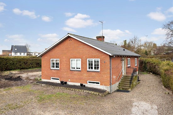 Bagmarken 68 er til salg for kun 750.000 kr.: Se de billigste boliger til salg i Store Merløse her