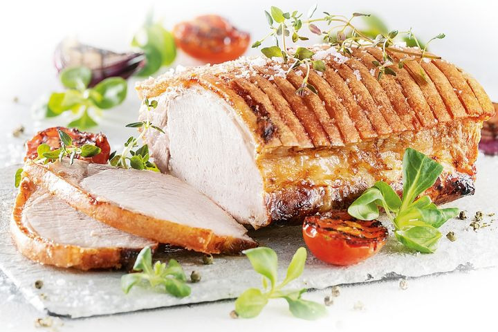 Billig og lækker fredagsflæskesteg: Tips til perfekt tilberedning og særligt tilbud 