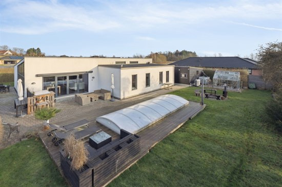 Netop kommet til salg: Lindhøjgårdsvej 60 en af Tappernøjes dyreste adresser