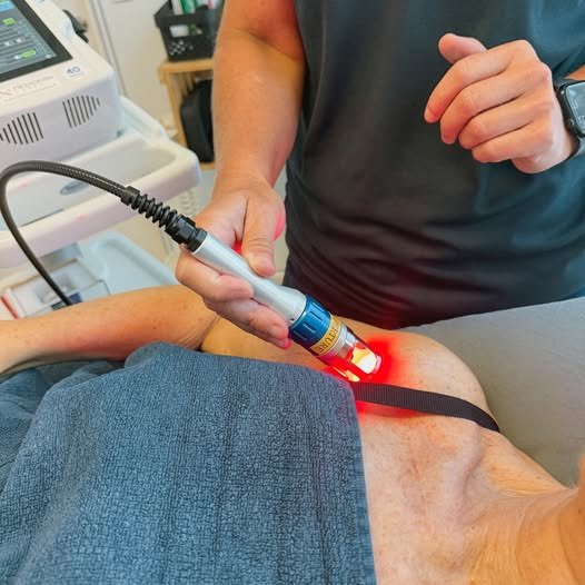 Fyssernes Hus giver råd til at undgå skuldersmerter efter havearbejde