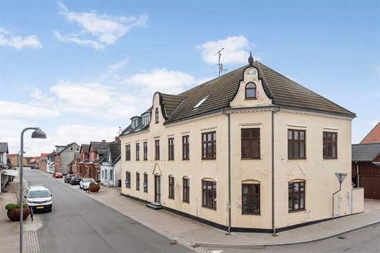 Ved Kildepladsen 3 er til salg for kun 995.000 kr.: Se de billigste boliger til salg i Borup her