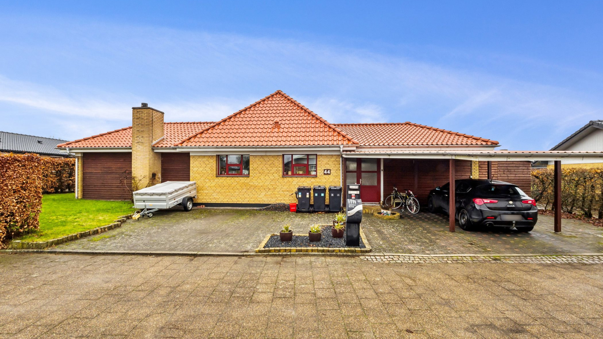 Til salg hos Nybolig Skive: Stor etplansvilla med et hav af muligheder