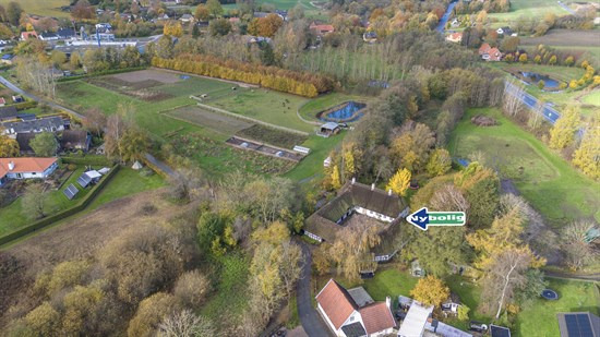 Luksusbolig netop kommet til salg i Glamsbjerg: Se hvad du skal smide for Glamsbjergs dyreste adresser her