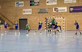 Nord Øst-pigerne blev igen stoppet af Hadsten