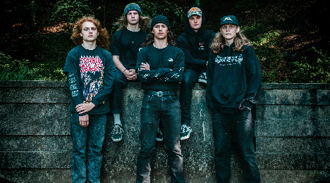 NECKBREAKKER bringer dødsmetal til Rønne