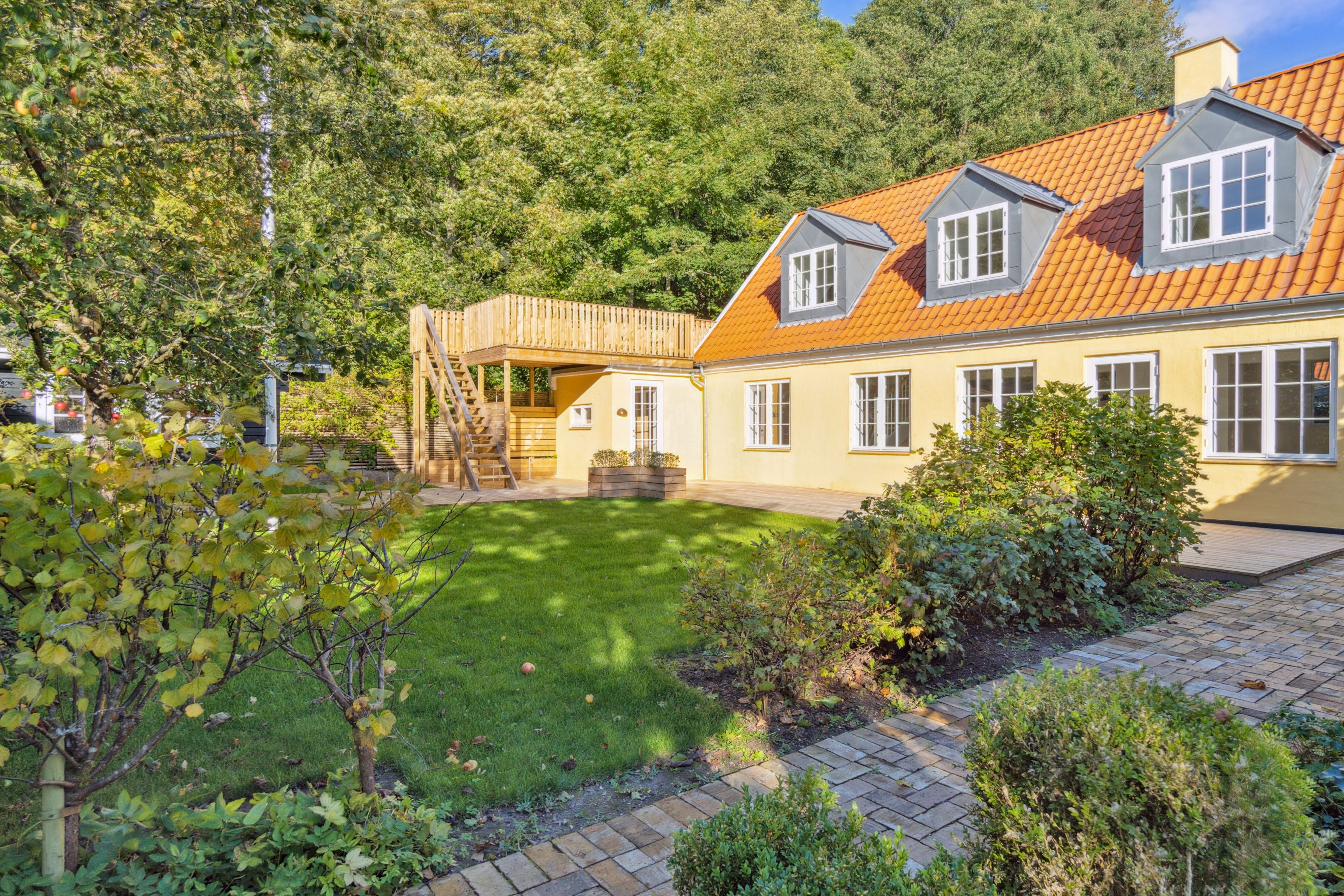 Eksklusiv bolig for 14,25 mio. kroner er netop kommet til salg i Humlebæk - Se den og de dyreste boliger her