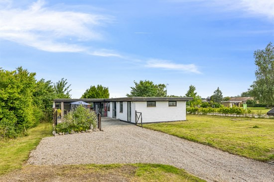 Tjørnelundevej 13 er til salg for kun 745.000 kr.: Se de billigste boliger til salg i Høng her