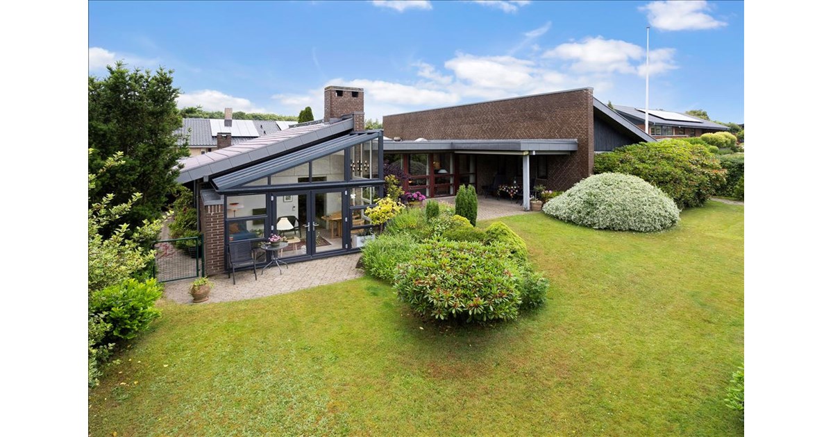 Skive Til salg hos EDC Skive I/S: Arkitekttegnet villa i særklasse | VORES By ...